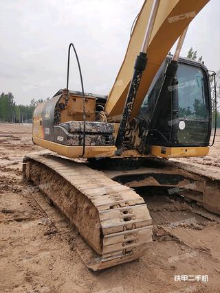 河北-邢台市二手卡特彼勒323D2L挖掘机实拍照片