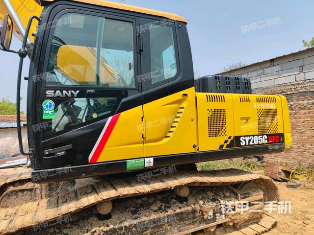 駕駛室正側(cè)（駕駛室部分）