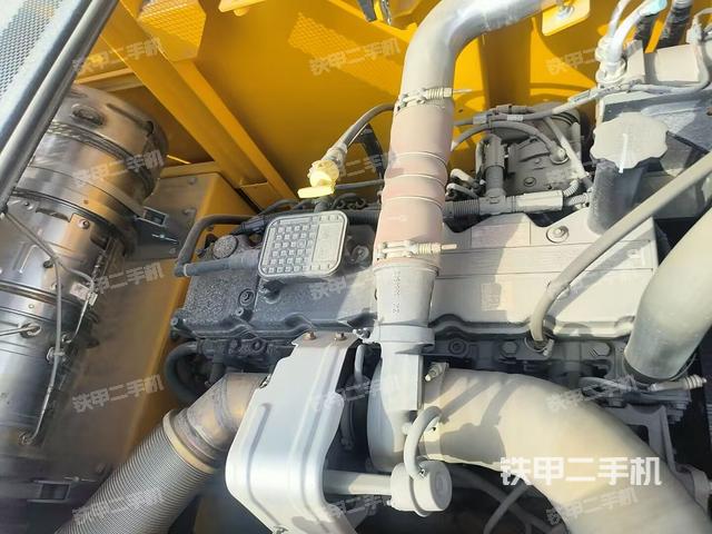 发动机整体俯视（整机外观）