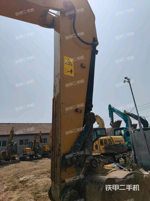 小臂整體左后（工作和回轉(zhuǎn)裝置）