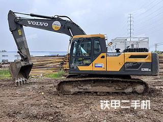 哈尔滨沃尔沃EC200DAG挖掘机实拍图片