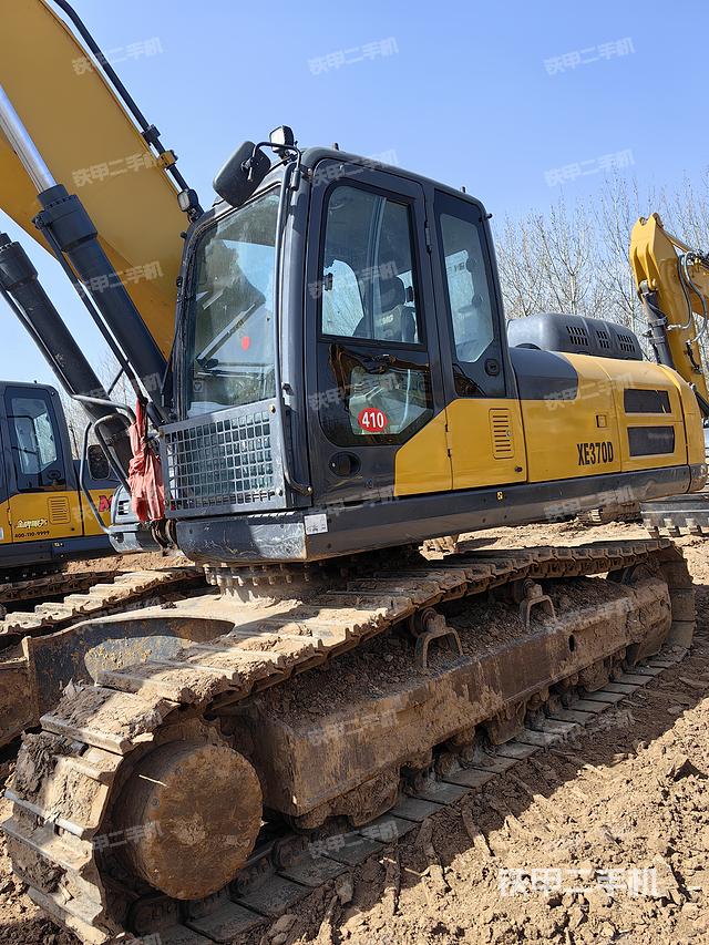 驾驶室整体（整机外观）