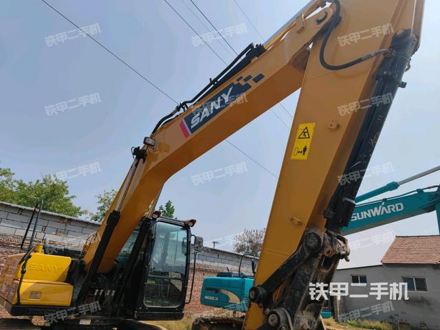 大臂整體?右側(cè)（工作和回轉(zhuǎn)裝置）