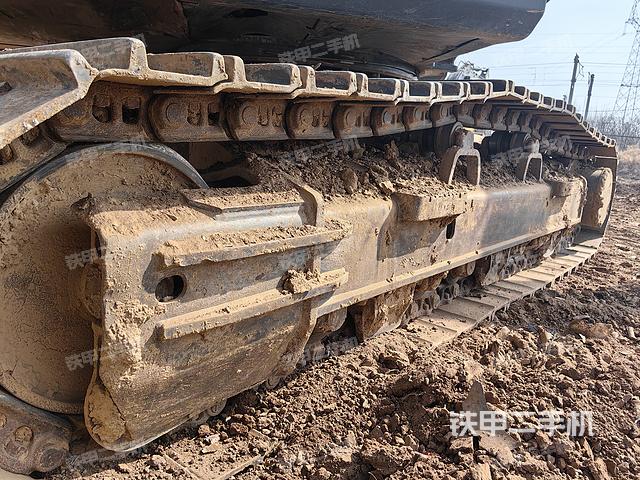 单侧履带整体（整机外观）