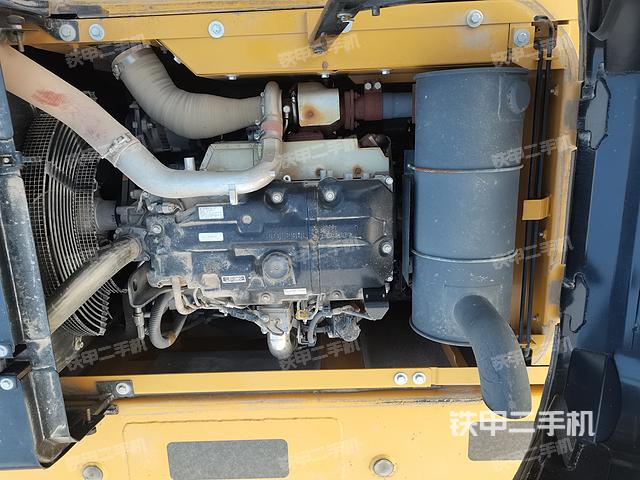 发动机整体俯视（整机外观）