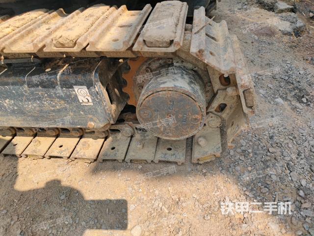 右驅(qū)動輪(行走機構(gòu)) 右驅(qū)動輪(行走機構(gòu))