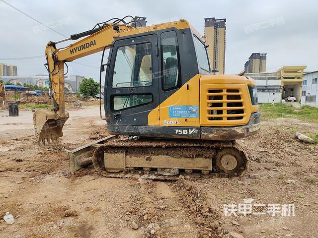 单侧履带整体（整机外观）