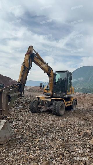 四川-凉山彝族自治州二手远山机械YS775-8挖掘机实拍照片