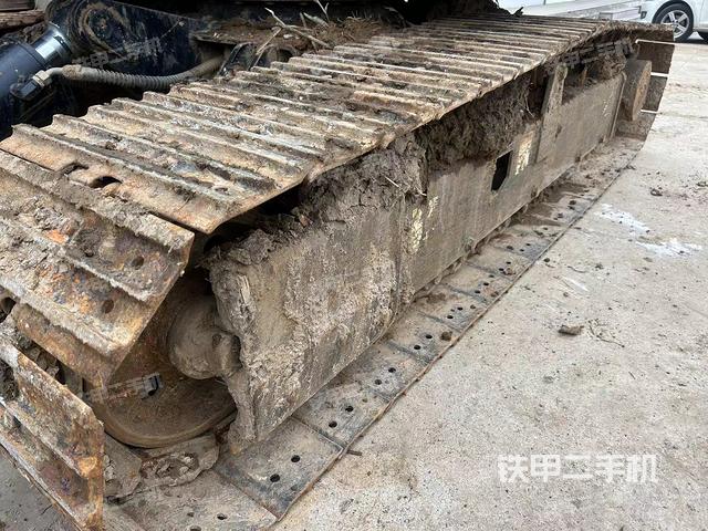 单侧履带整体（整机外观）