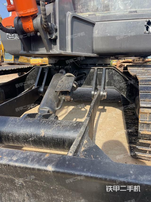 大臂整體?右側(cè)（工作和回轉(zhuǎn)裝置）