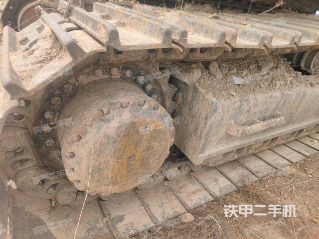 左側(cè)履帶整體?（行走機構(gòu)）