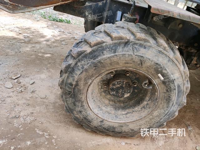 右驅(qū)動(dòng)輪(行走機(jī)構(gòu)) 右驅(qū)動(dòng)輪(行走機(jī)構(gòu))