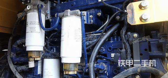 发动机右侧（整机外观及大件）