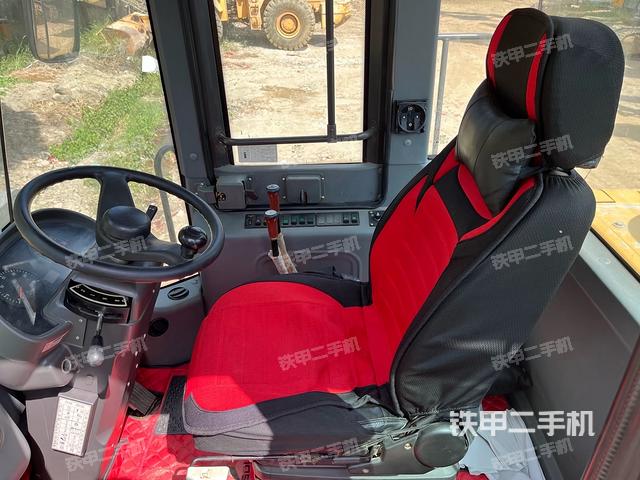 驾驶室工作台（整机外观及大件）