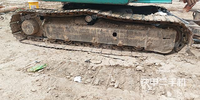 单侧履带整体（整机外观）