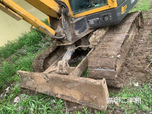 单侧履带整体（整机外观）