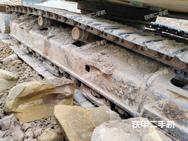 单侧履带整体（整机外观）