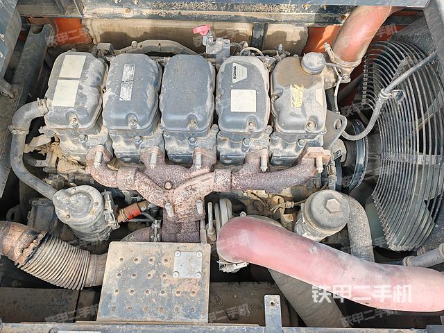 发动机整体俯视（整机外观）