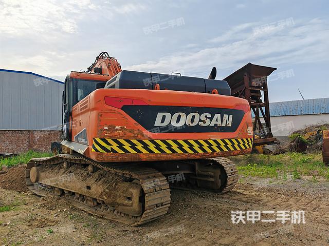 整机右后45°（整机外观）