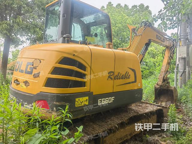 整机右后45°（整机外观）