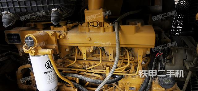 发动机右侧（整机外观及大件）