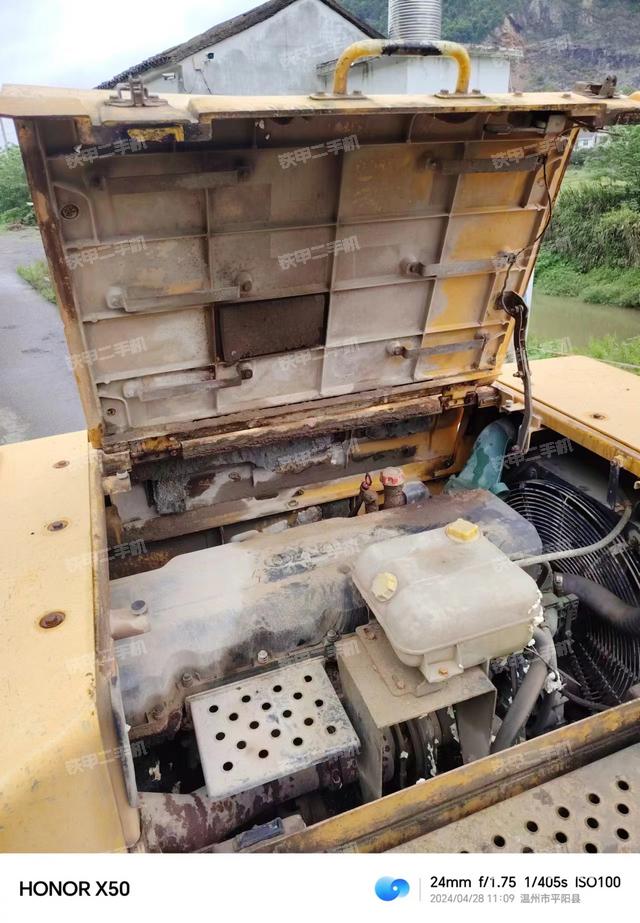 发动机整体俯视（整机外观）