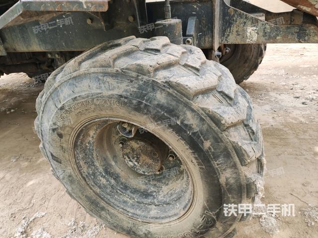 左驅(qū)動(dòng)輪(行走機(jī)構(gòu)) 左驅(qū)動(dòng)輪(行走機(jī)構(gòu))