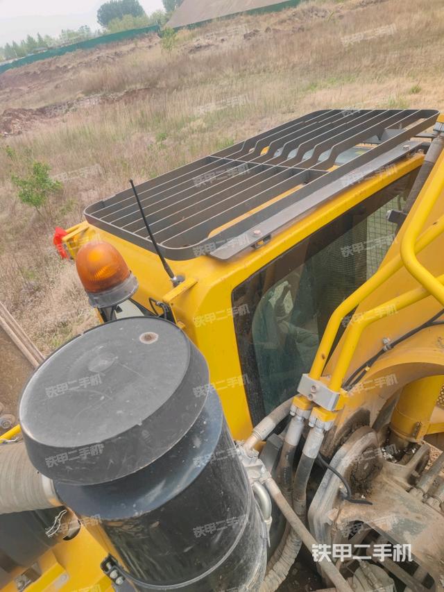 駕駛室頂部俯視（上車部件）