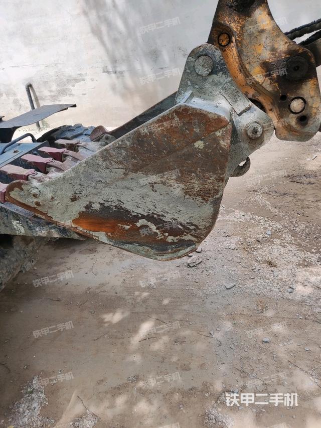 鏟斗45度（工作和回轉(zhuǎn)裝置）