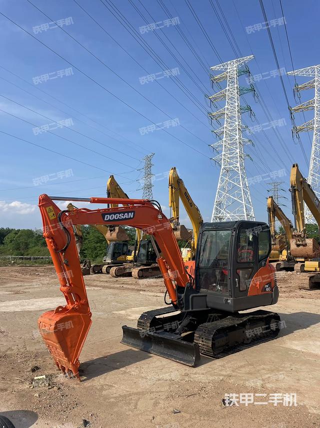 右后45（整機外觀）