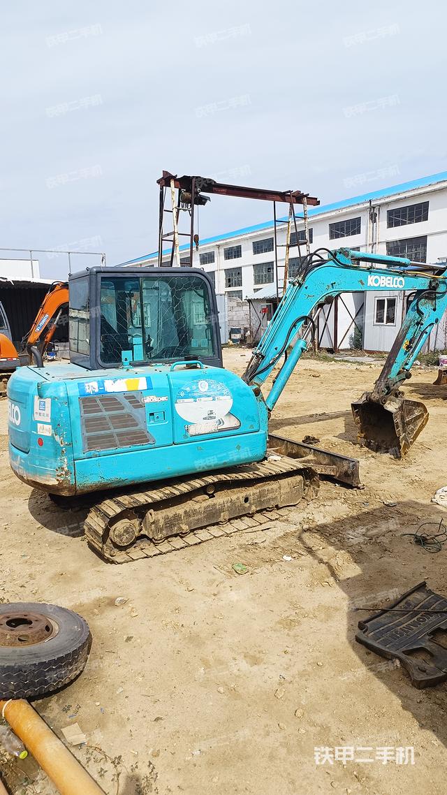 整机右后45°（整机外观）