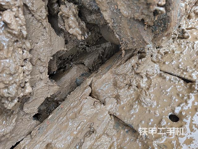 单侧履带整体（整机外观）