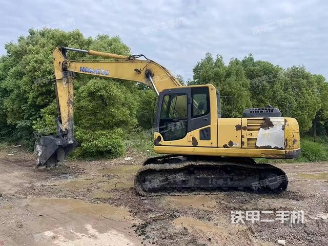 小松PC200-8挖掘机