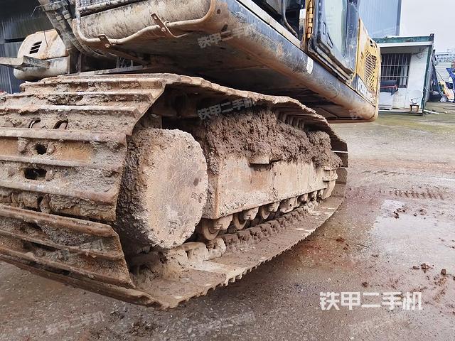 单侧履带整体（整机外观）