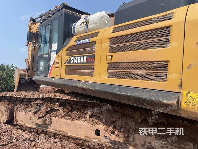 驾驶室整体（整机外观）