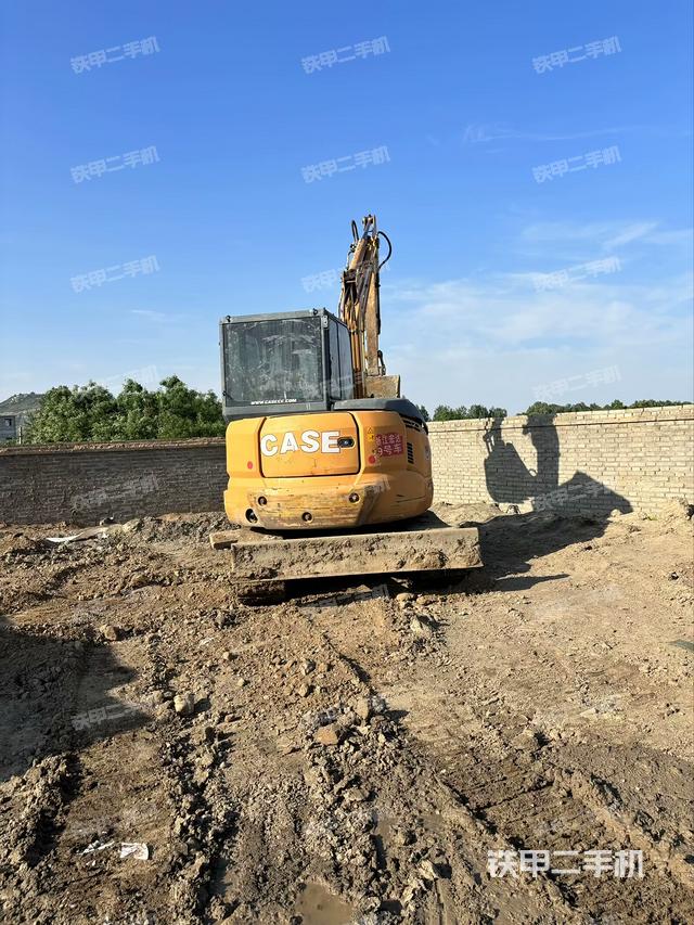 驾驶室顶部（整机外观）