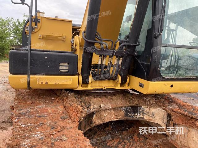 驾驶室整体（整机外观）