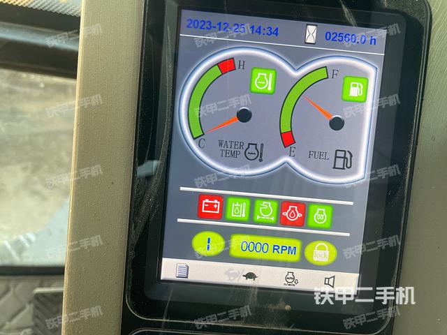 发动机整体俯视（整机外观）