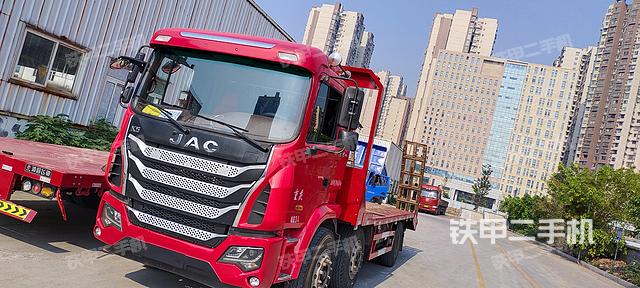 整机右侧（设备外观及核心部件）