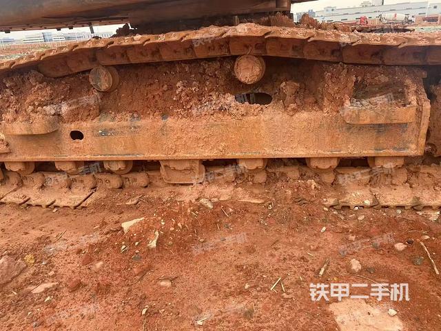 单侧履带整体（整机外观）