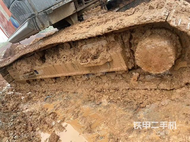 单侧履带整体（整机外观）