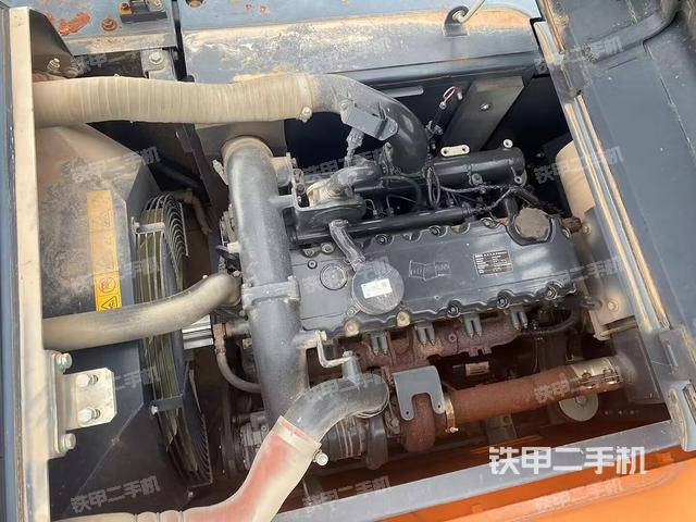 发动机整体俯视（整机外观）