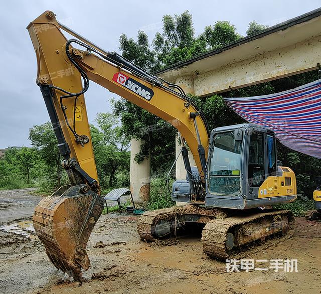 徐工XE135D挖掘机