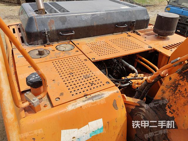 驾驶室整体（整机外观）