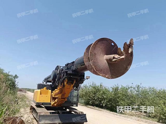 整机右侧（设备外观及核心部件）