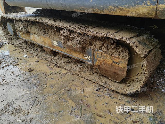 单侧履带整体（整机外观）