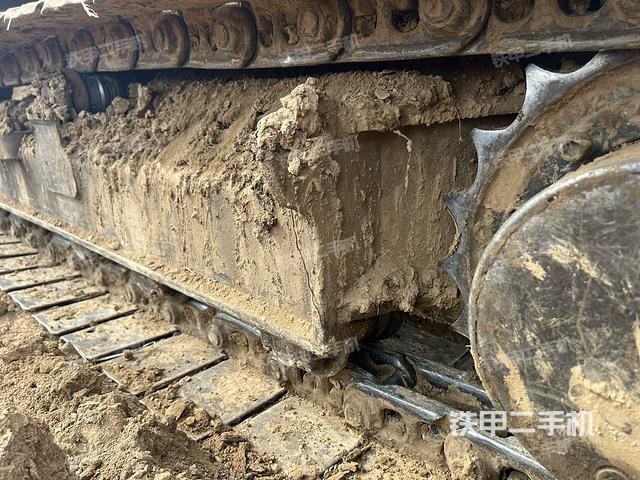 单侧履带整体（整机外观）