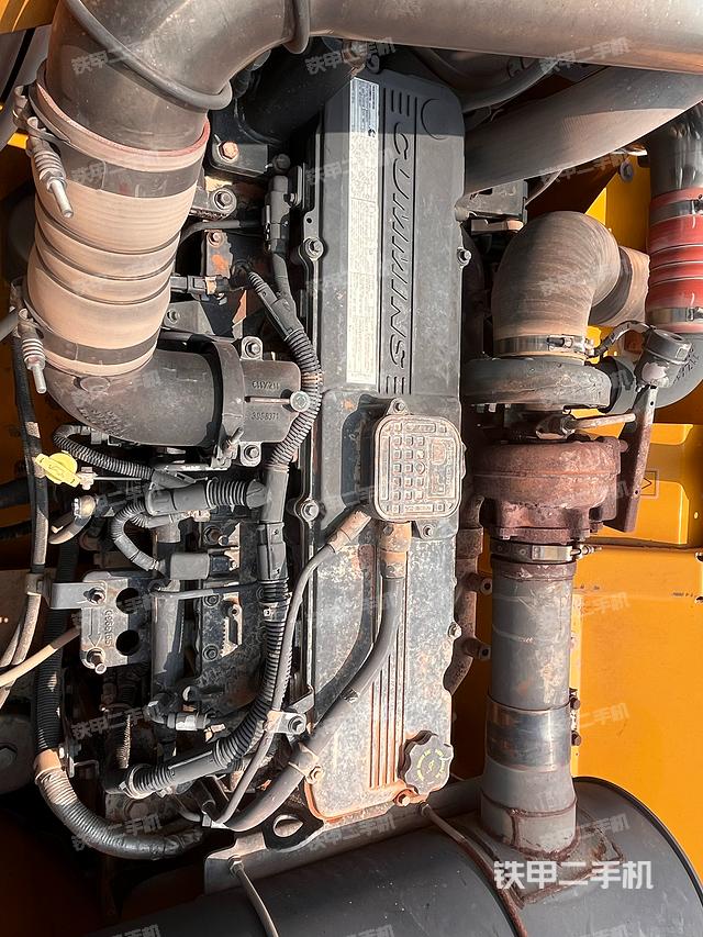 发动机整体俯视（整机外观）