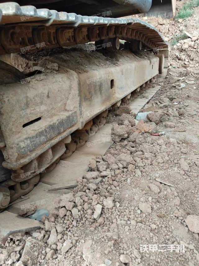 单侧履带整体（整机外观）