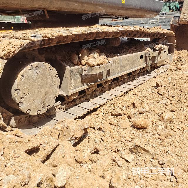 单侧履带整体（整机外观）